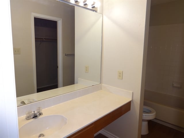 Building Photo - 4611 Camas