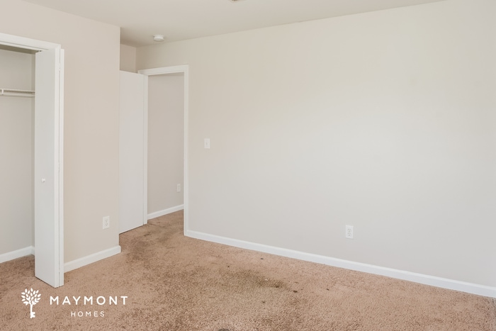 Building Photo - 131 Ranier St