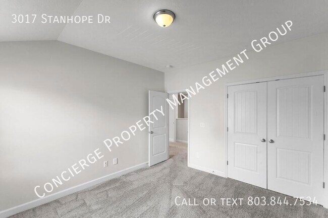 Building Photo - 3017 Stanhope Dr