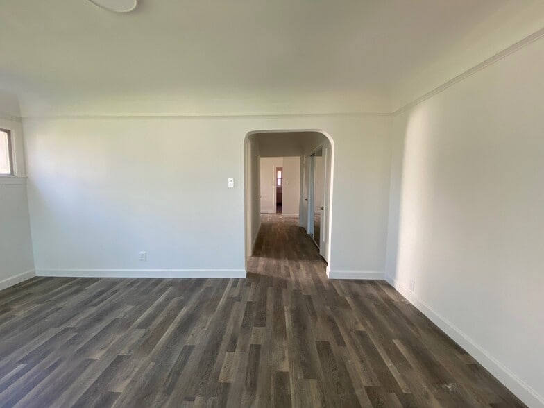 Building Photo - 1722 S Redondo Blvd