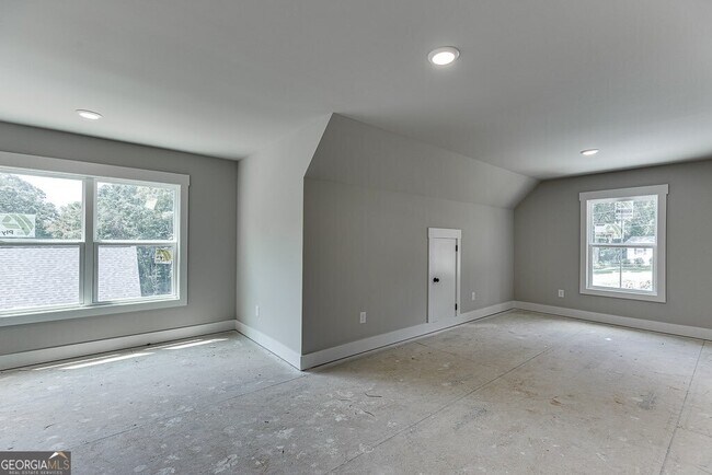 Building Photo - 115 Rains Rd