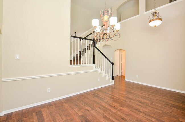 Building Photo - 3747 Heritage Colony Dr