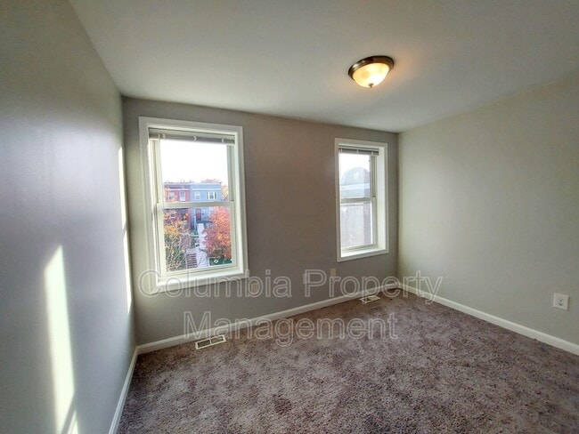 Building Photo - 773 Fairmont St NW