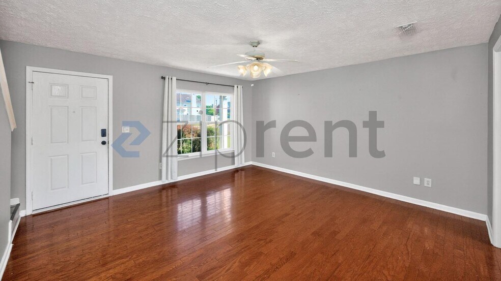 Building Photo - 4041 Sequoia Trail