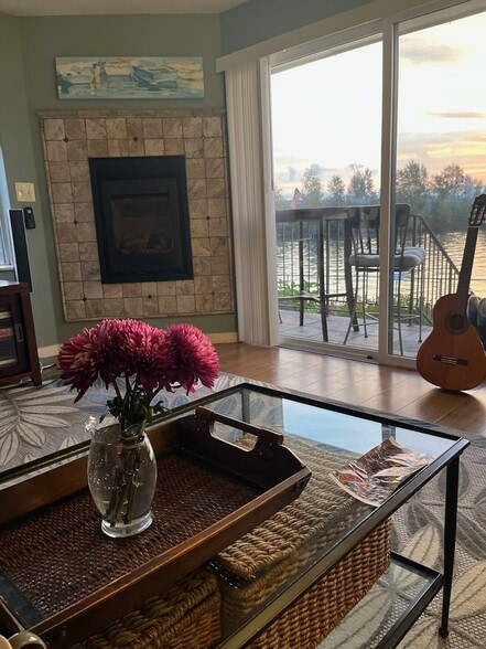 Building Photo - 301 Iberian Way