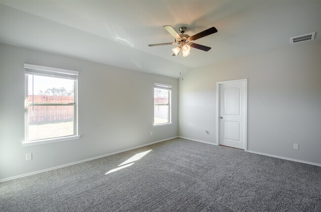 Building Photo - 13966 Fort Ward Way