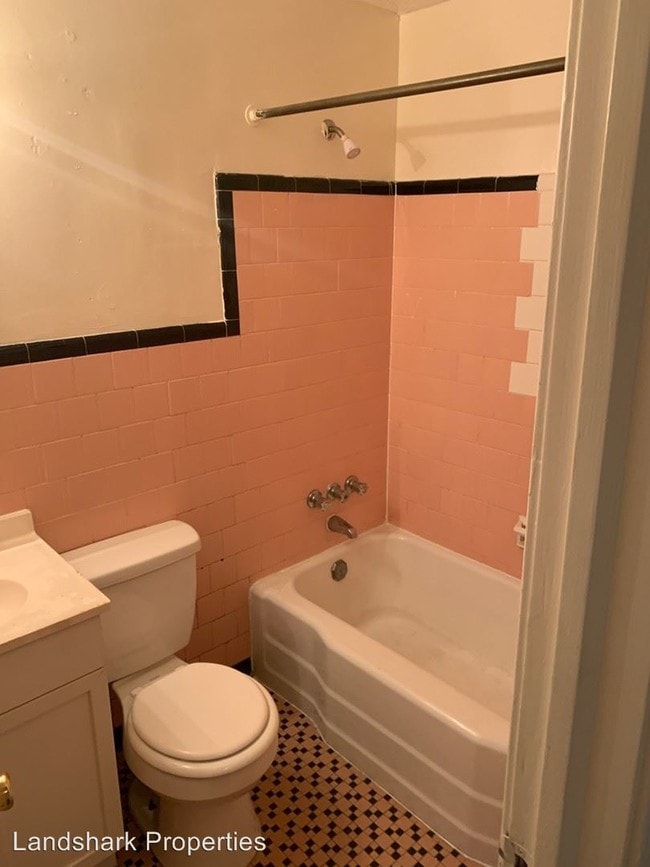 Building Photo - 1826 Clements Ave