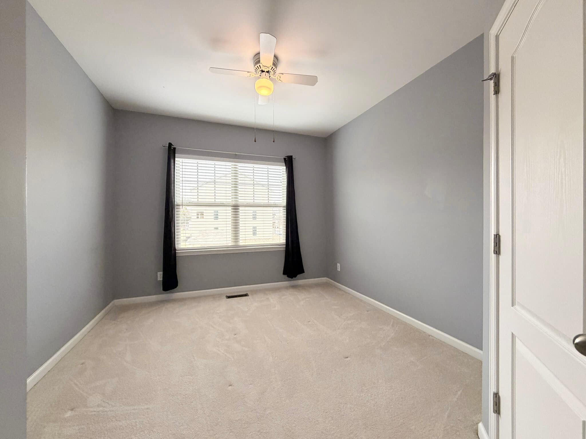 Building Photo - 8268 Primanti Blvd