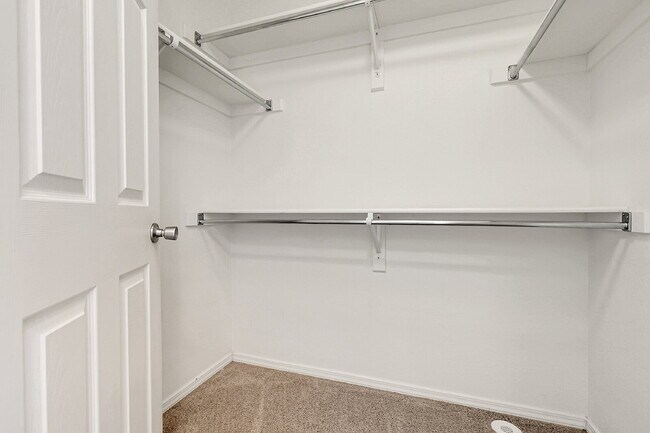 Building Photo - $2,250.00- 2 bed, 2 bath Condo with detach...