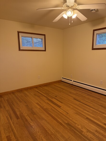 Building Photo - 625 E Queen St