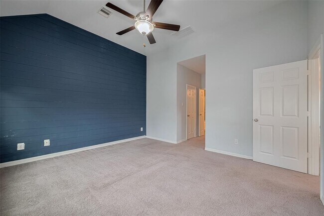 Building Photo - 1503 Miles Oaks Pl