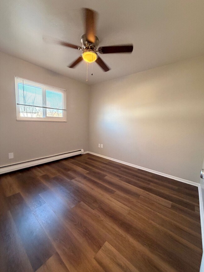 Building Photo - Cozy 2-Bedroom Home in a Peaceful Colorado Springs Neighborhood - ASK ABOUT OUR FLEXIBLE LEASE OP...