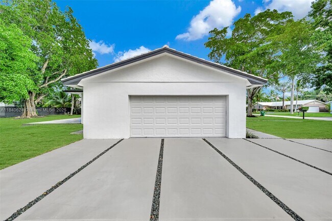 Building Photo - 8745 SW 175th St