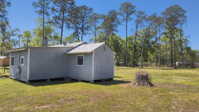 Building Photo - 18397 Deer Glen W Dr