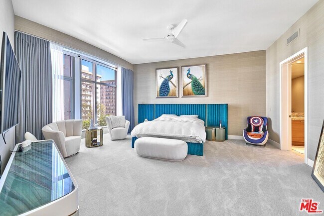 Building Photo - 10776 Wilshire Blvd