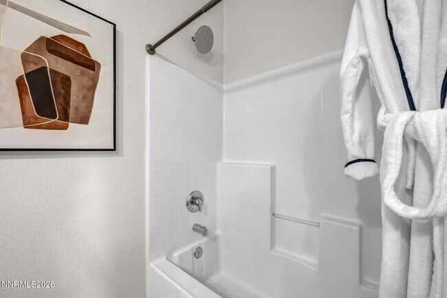 Building Photo - 10740 Cedar Rock Dr