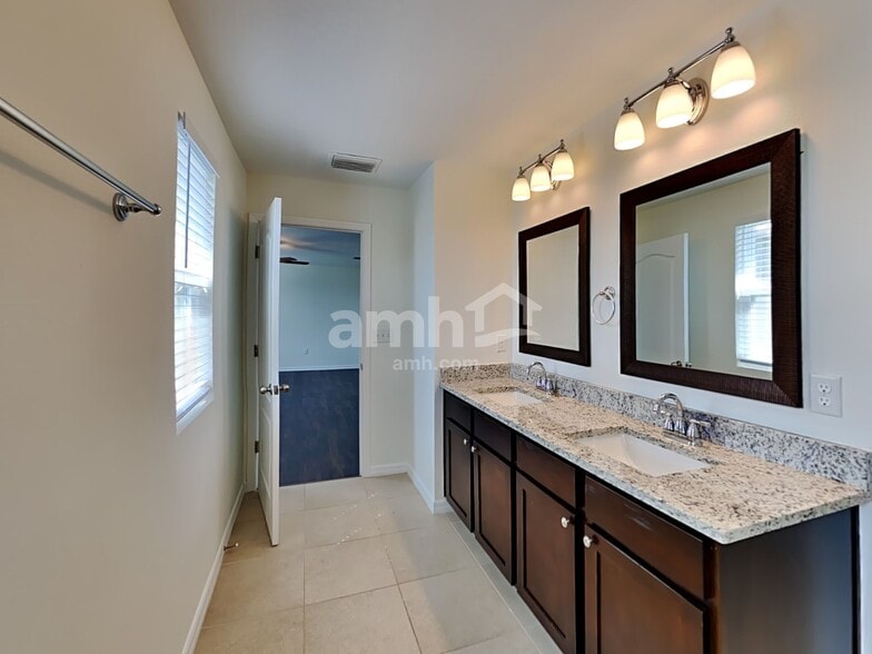 Building Photo - 3414 San Moise Pl