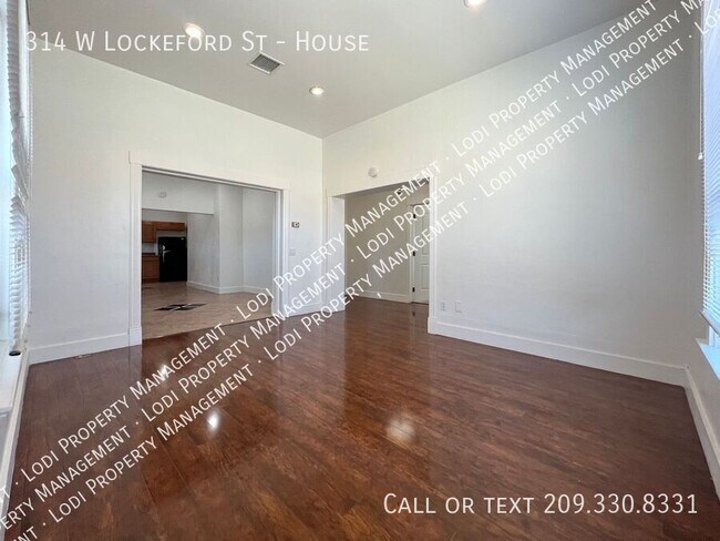 Building Photo - 314 W Lockeford St