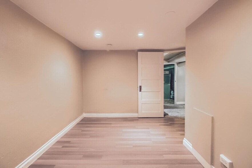 Building Photo - 1317 Jersey St