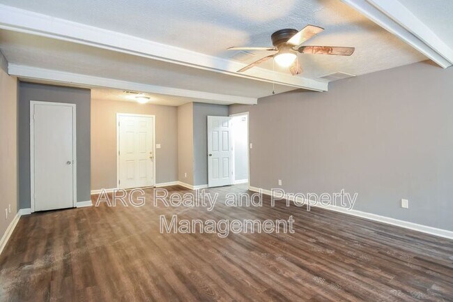 Building Photo - 3512 Bramblevine Cir