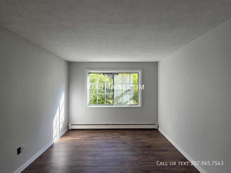 Building Photo - 20 Tall Pines Dr