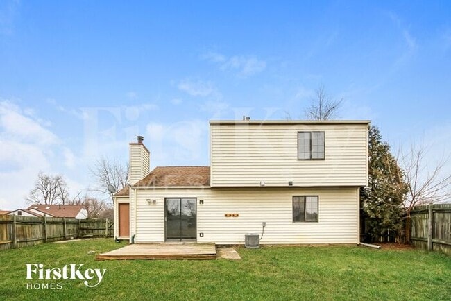 Building Photo - 104 Meadow Creek S Dr