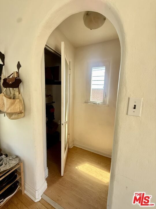 Building Photo - 1362 S Stanley Ave