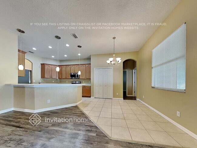 Building Photo - 1922 Raven Manor Dr