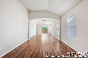 Building Photo - 2519 Sunset Bend