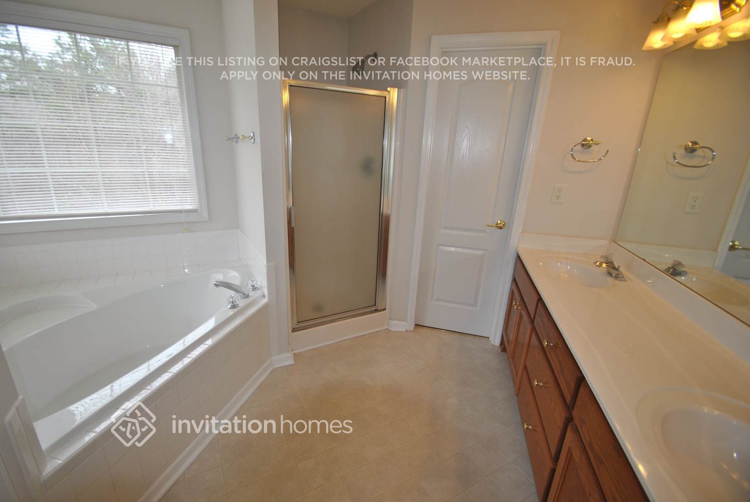 Building Photo - 1119 River Green Ct