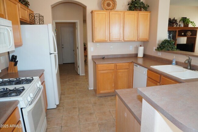 Building Photo - 1821 W Glenhaven Dr