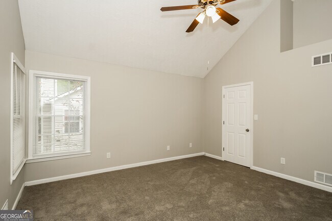 Building Photo - 2079 Winsburg Dr