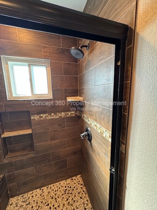 Building Photo - 13646 Verdura Ave