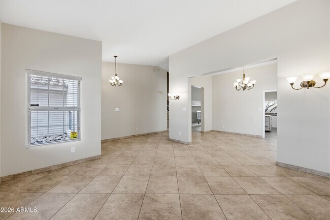 Building Photo - 2743 E Verbena Dr