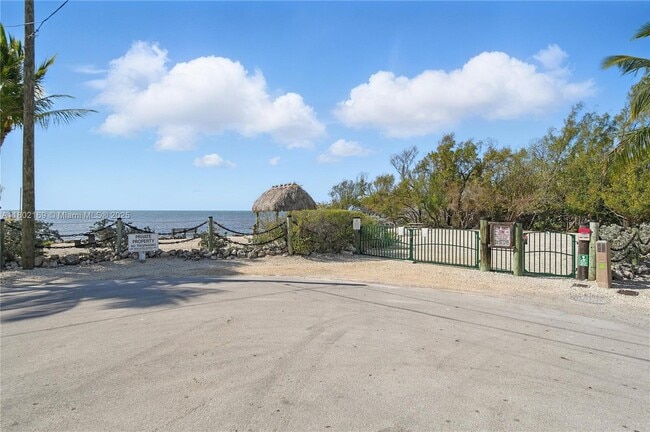 Building Photo - 95401 Overseas Hwy