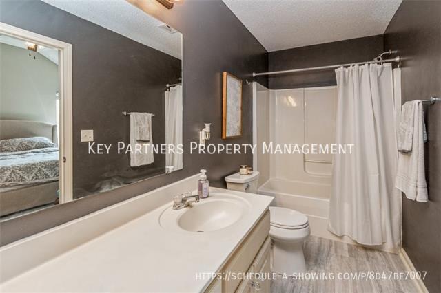 Building Photo - 12551 S Belford St