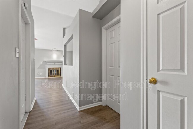 Building Photo - 4360 Cobblestone Knoll Dr