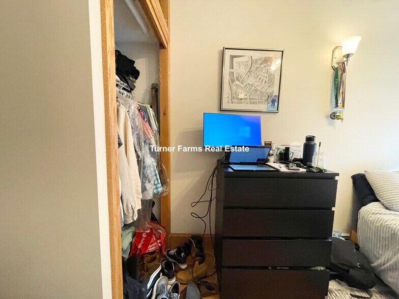 Building Photo - 5A Phillips St