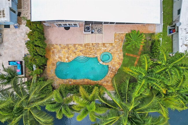 Building Photo - 2542 Marathon Ln