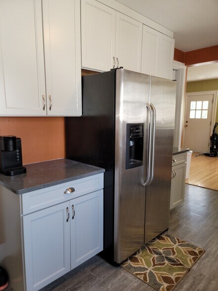 Building Photo - 1909 Cedar St