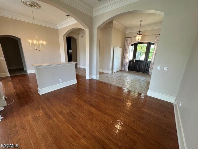 Building Photo - 10020 Magnolia Pointe Ct
