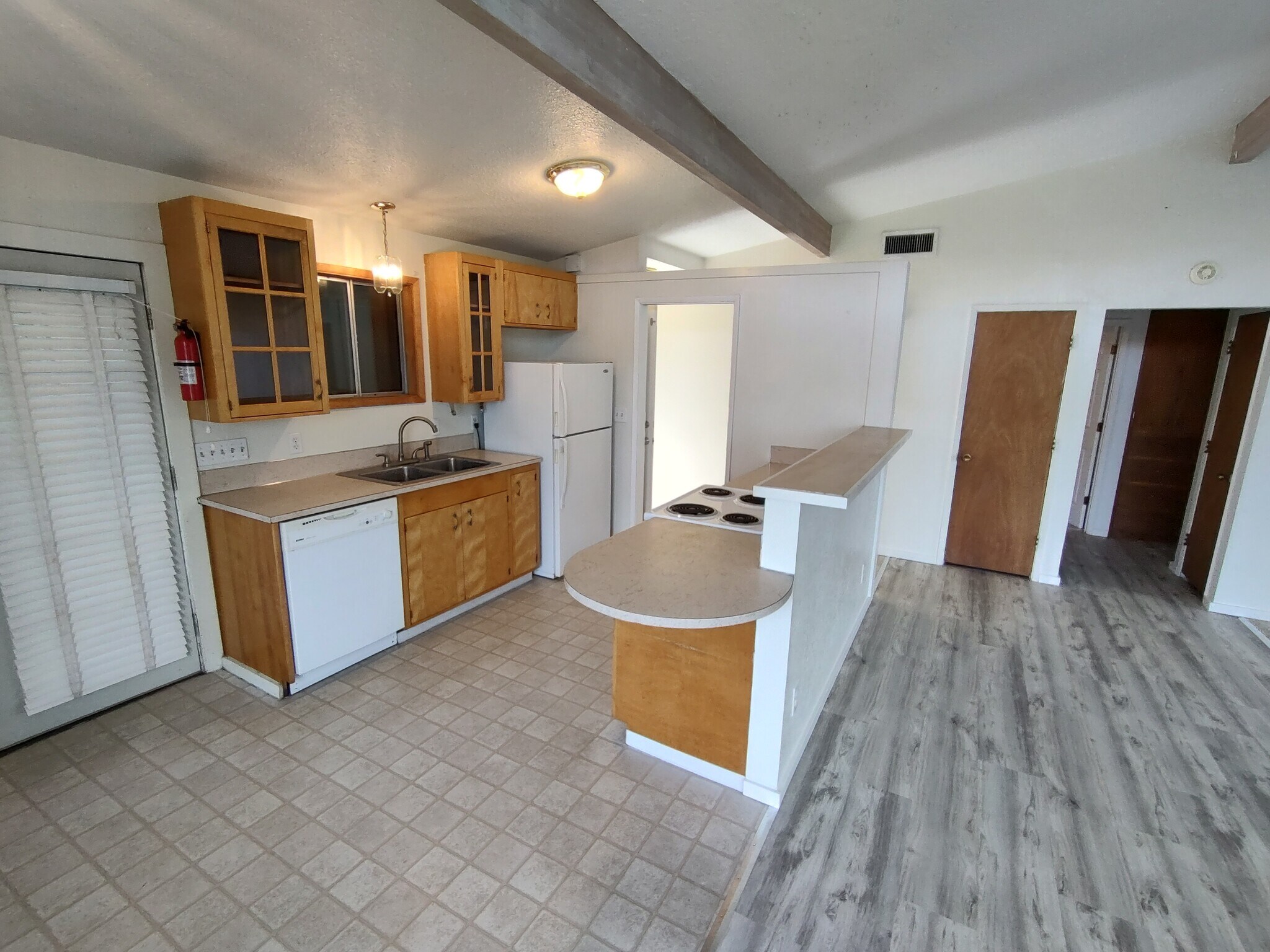 Building Photo - 1112 SE Cotter Pl