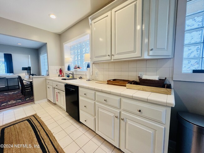 Building Photo - 2745 Downing St