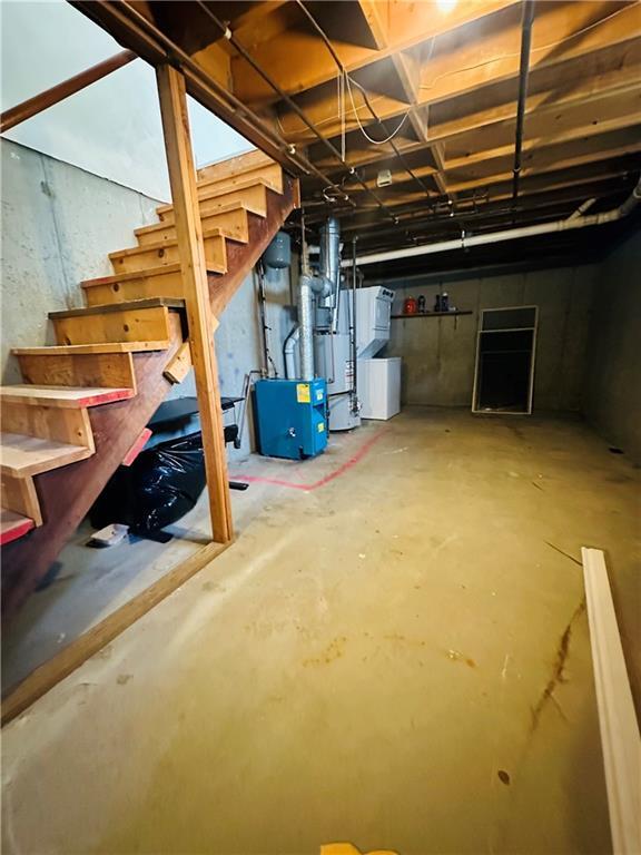 Building Photo - 45 Hazael St