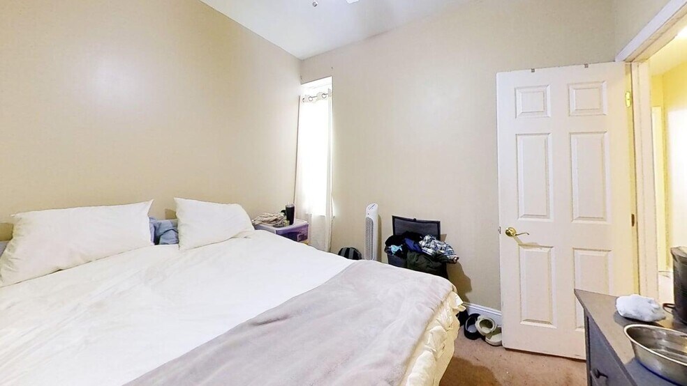 Building Photo - 1916 E Passyunk Ave