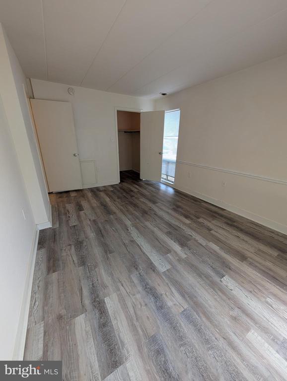 Building Photo - 3320 Hewitt Ave