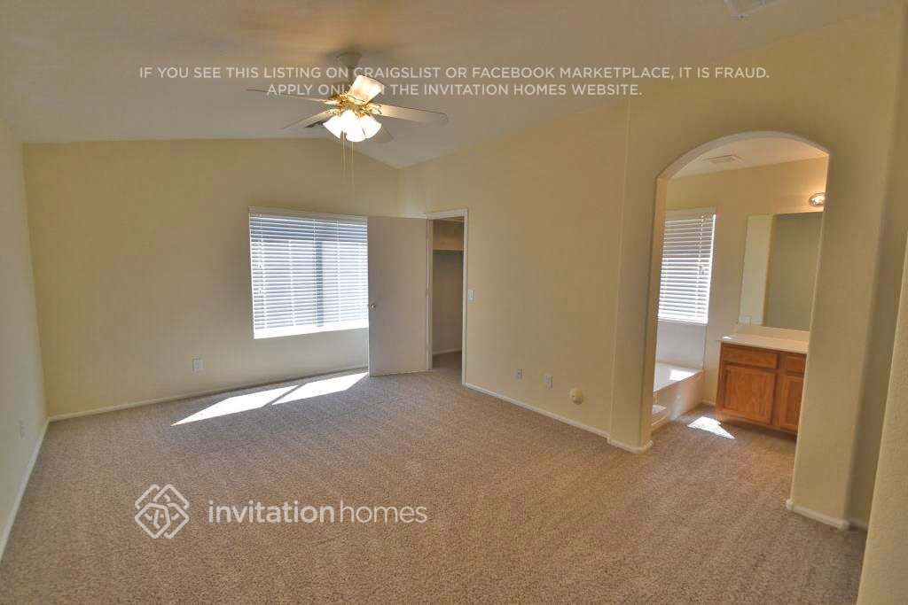 Building Photo - 16684 W Culver St