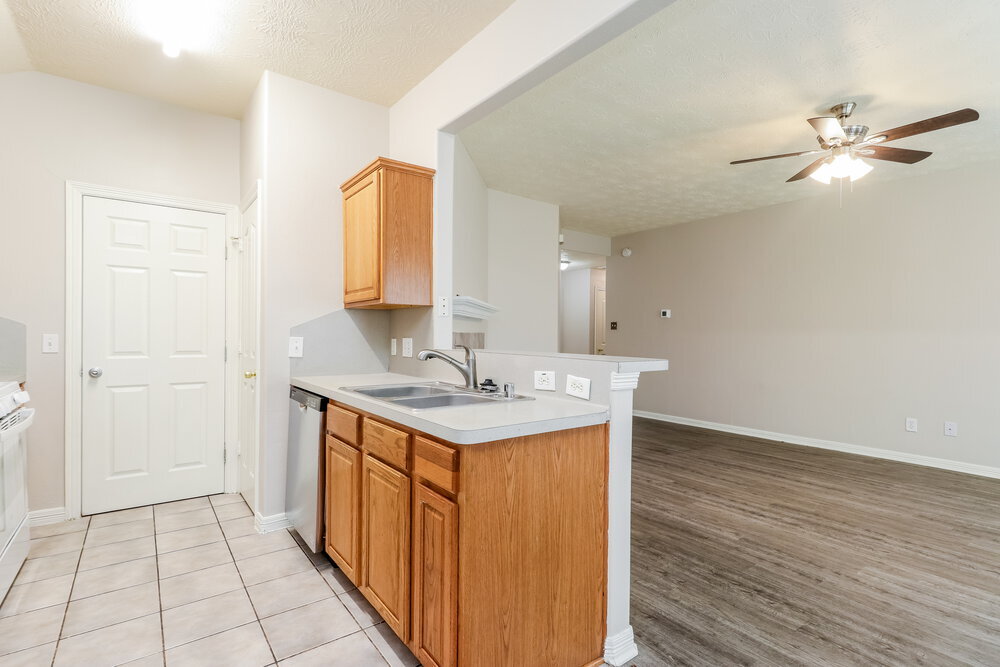 Building Photo - 4915 Tealgate Dr