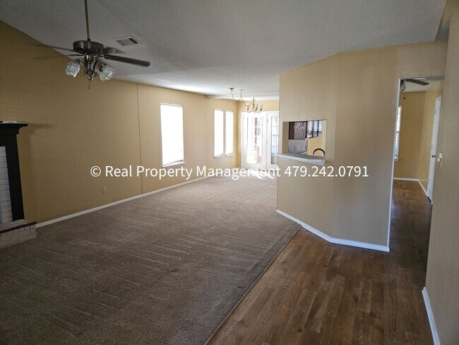 Building Photo - Cozy 3 Bed/2 Bath Home in Barling