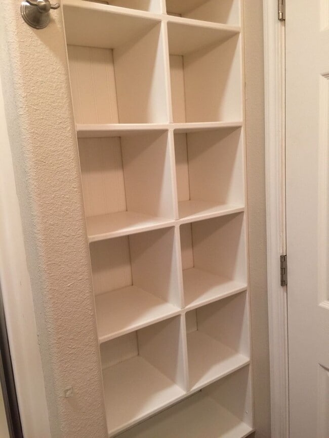 Building Photo - Completely Renovated in 2012; adorable energy-efficient Country home w/ Guest House on 1 mostly l...